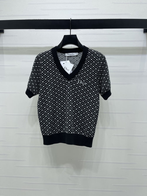 Dior V-Neck Knit Short Sleeve with Rhombus Pattern and Logo