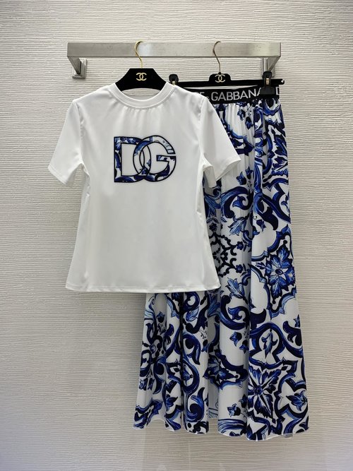 Dolce & Gabbana Two-Piece Set with Printed Logo and Floral Skirt in Black & White