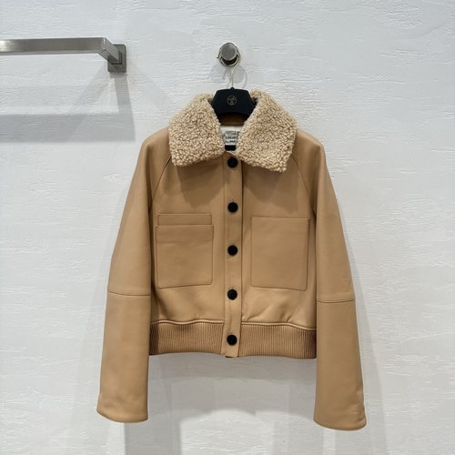 Hermes High-End Quilted Lambskin Jacket with Detachable Collar, Hermes-Inspired Refinement