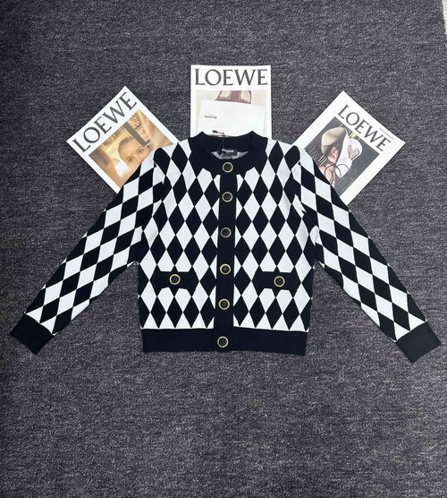 Balmain Black and White Checked Long-sleeved Cardigan with Lion-head Buttons