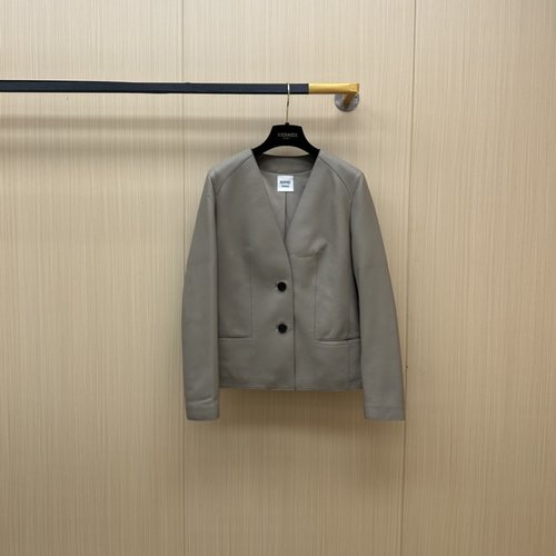 Hermes Luxury Genuine Leather Jacket with Imported Lambskin and Oil Edge Craft