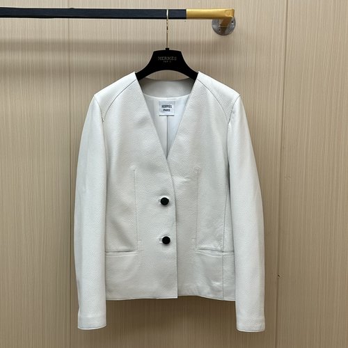 Hermes Luxury Genuine Leather Jacket with Imported Lambskin and Oil Edge Craft