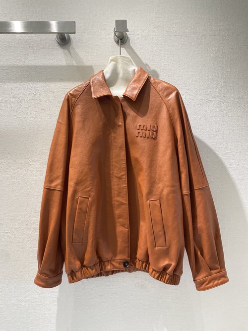 Versace Runway-Synchronized Oversized Vintage American Leather Jacket