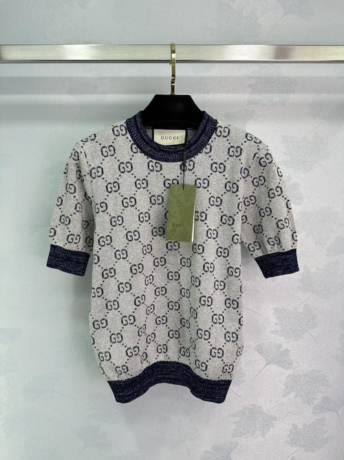 Gucci Classic Double G Pattern Round Neck Knit Top