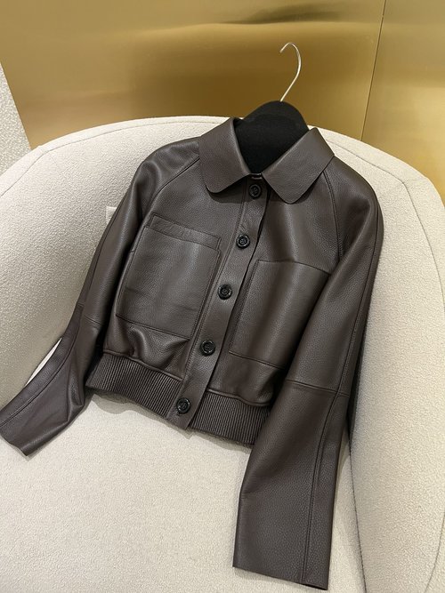 Hermes Minimalist Leather Short Jacket with Suede Lining and Sophisticated Design