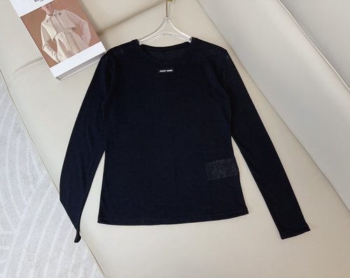 Miu Miu Customized Bamboo Cotton Long-sleeved T-shirt with Logo, Comfortable and Fashionable
