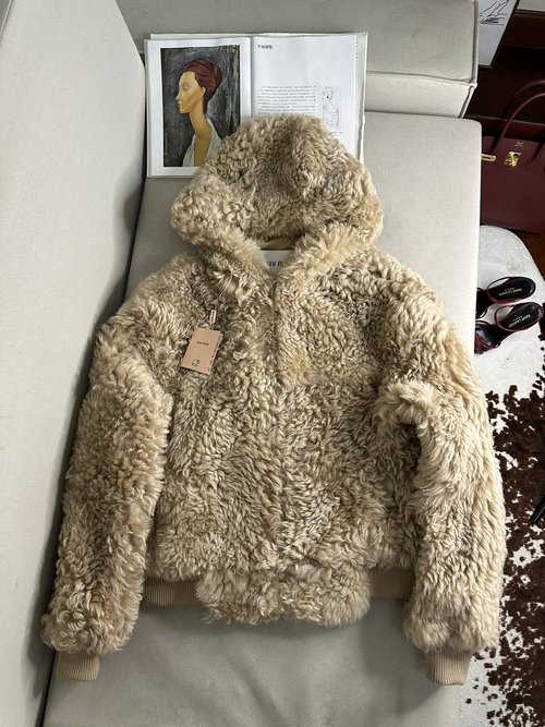 Miu Miu Top-Quality Imported Spanish Merino Sheepskin Fur Clothing