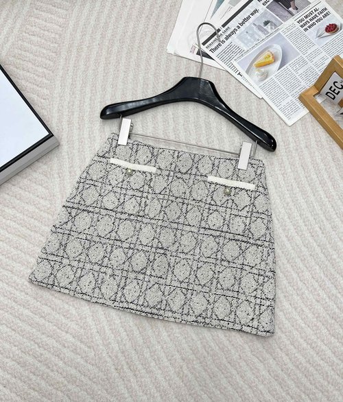 Dior Classic Checked Suit Set for Various Occasions