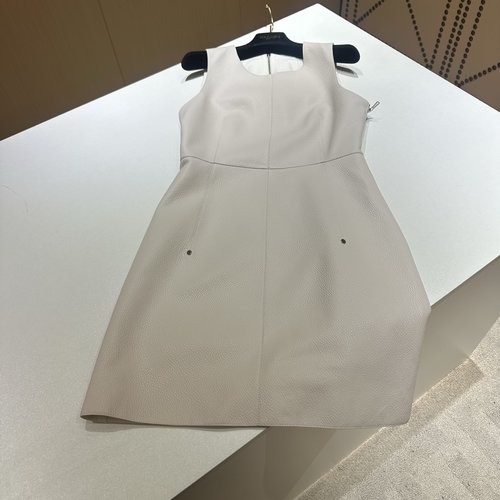 Hermes Sophisticated Lambskin Skirt with Minimalist Cut