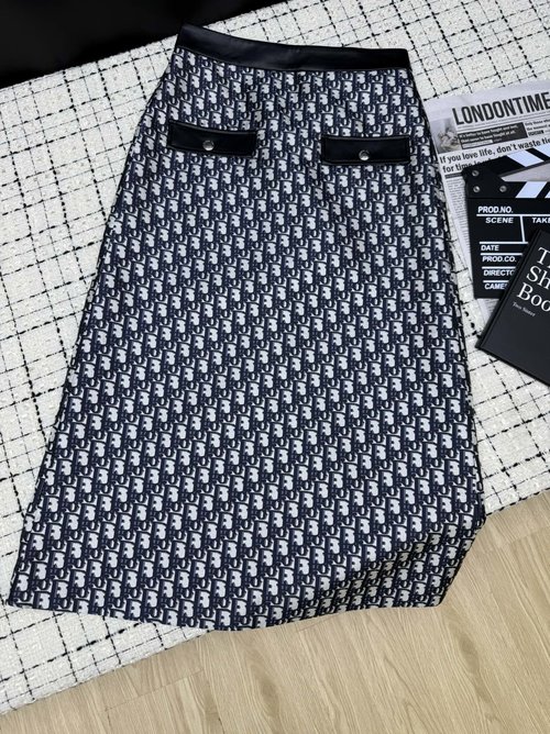 Dior Leather-Trimmed Floral Midi Skirt for Sophisticated Look