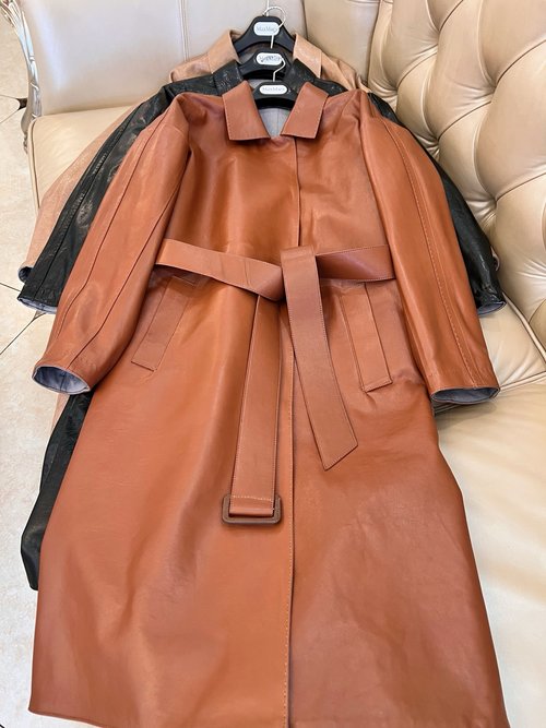 Hermes Elegant Leather Coat with Distinctive Design and Custom Fabric