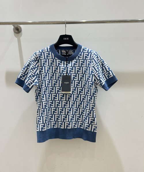 Fendi Simple and Fashionable Round-Neck Short-Sleeve with Fendi Jacquard