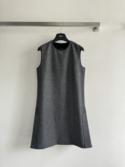 Dior Fashionable Sleeveless Dress with Striped Logo and Wool Blend