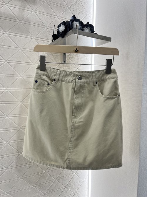 Burberry Fashionable Denim Jacket and Skirt Set with Horse Print