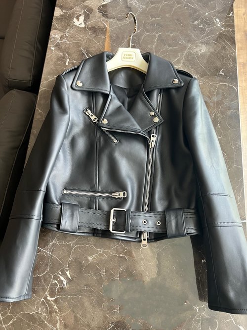 Alexander Wang High-Quality Leather Jacket with Distinct Texture and Impeccable Design