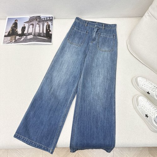 Dior Vintage Washed Wide-Leg Jeans for Long-Leg Look