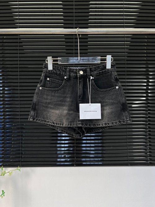 Alexander Wang All-Match Black Leather Patch Back Skirt, Slimming