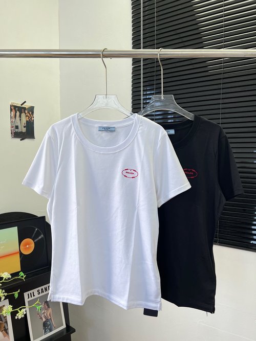 Prada Two-Color Embroidered Letter Pure Cotton Short Sleeve T-Shirt