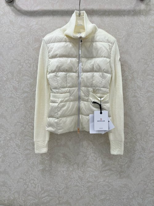 Moncler Spliced Knit Pocket Goose Down Jacket, Stylish and Warm
