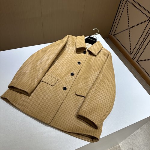 Bottega Veneta Classic Knit Jacket with Sweet - Cool Retro Style