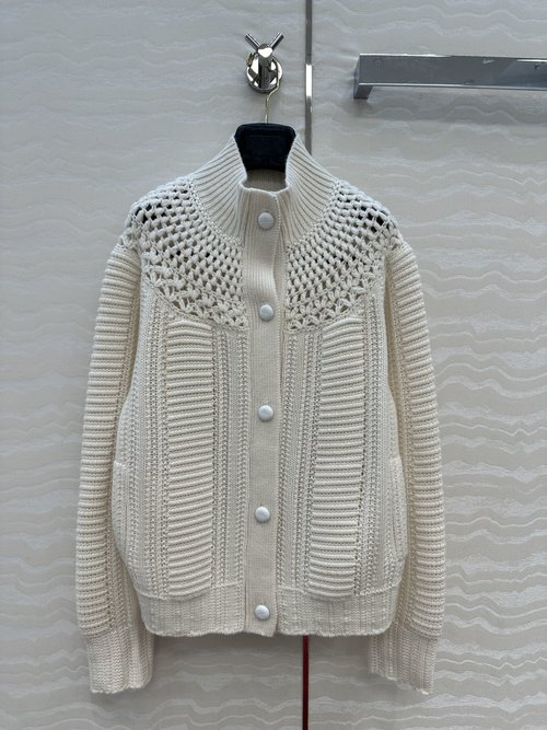 Polo Ralph Lauren High-End Cashmere Cardigan with Vintage Buttons, Stylish and Versatile