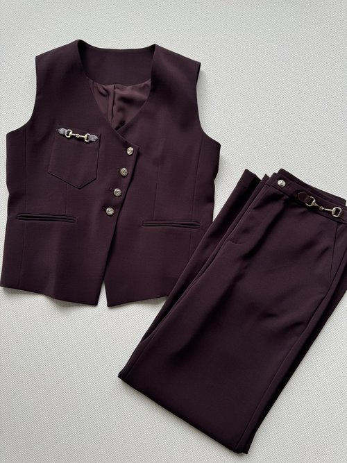 Gucci V-Neck Waistcoat Suit with Chain and Silk-Wool