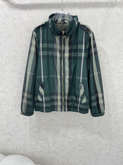 Burberry Small Stand-Collar Sun-Protection Windbreaker with Vintage Lining