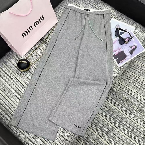 Miu Miu Recommended Miu Series Letter Embroidery High-waisted Wide-leg Pants in Three Colors