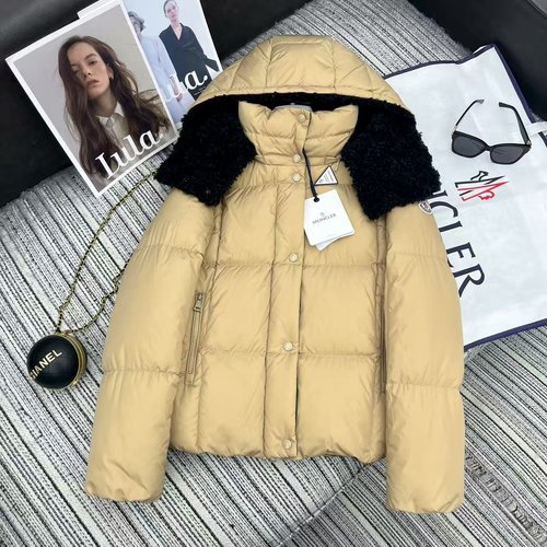 Moncler Recommended Lamb Wool Hooded Down Jacket with Classic Armband