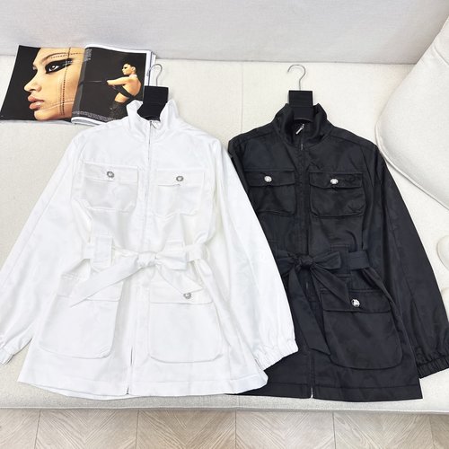 Chanel Stylish Jacquard Collared Waistcoat for All-Occasion Elegance