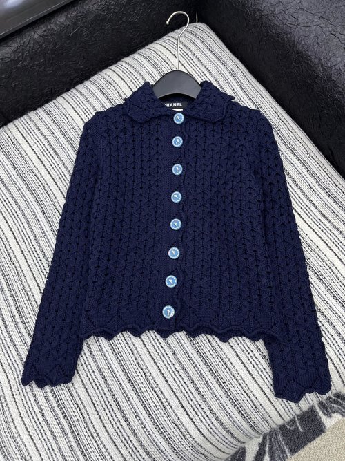 Chanel Vintage - inspired Heavy Crochet Collar Coat with Premium Fabric