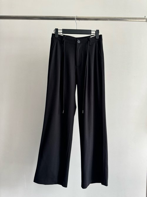 Maison Margiela Wrinkle - resistant Trousers with Sharp Tailoring for a Leg - lengthening Effect