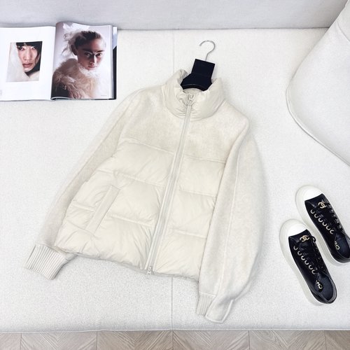 Max Mara Elegant Spliced Cashmere Stand - Collar Short Down Jacket