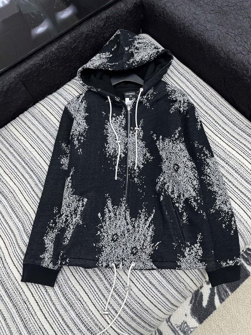 Chanel Jacquard Hooded Composite Fleece Coat for Comfort