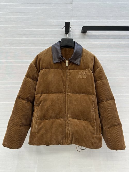 Miu Miu Exclusive Original Miu - style Corduroy Down Jacket with Real Leather Collar for a Luxurious Feel