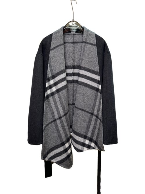 Burberry Short-length Big Lapel Belted Coat in Camel and Black