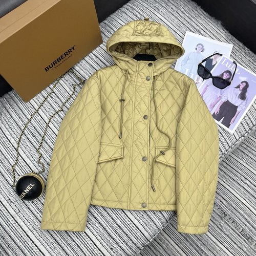 Burberry Recommended Quilted Hooded Cotton Coat with Corduroy Pocket Design