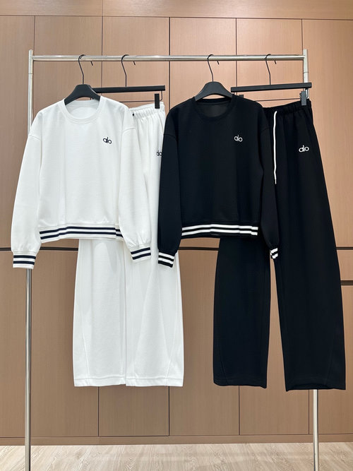 Loewe Spot Multi-colored Embroidery Casual Suit with High-quality Fabric