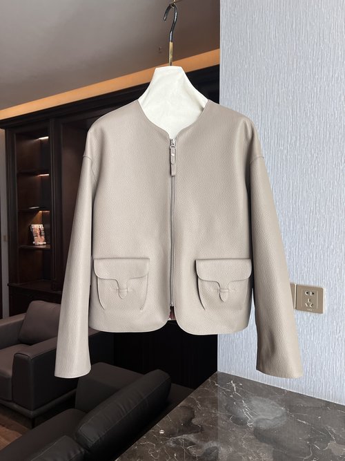 Hermes Exquisite Leather Jacket with Distinct Texture and Classic H Shape