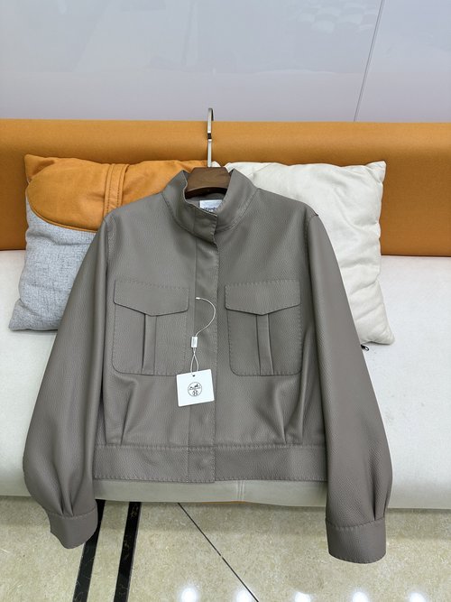 Hermes Exquisite Leather Garment with Pure Handmade Sewing and Oil Edge Technique