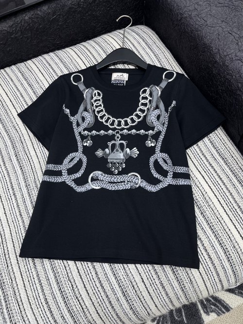 Hermes Stylish Printed Short Sleeve T-shirt for Various Outfits