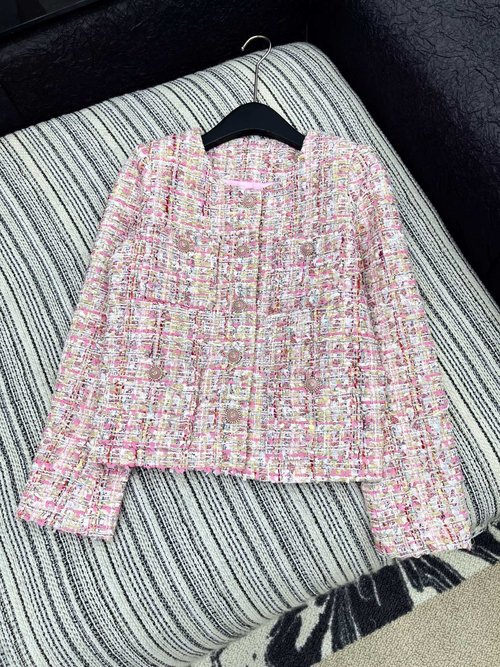 Chanel Customized Four-Pocket Tweed Round-Neck Coat with Luxury Finishes