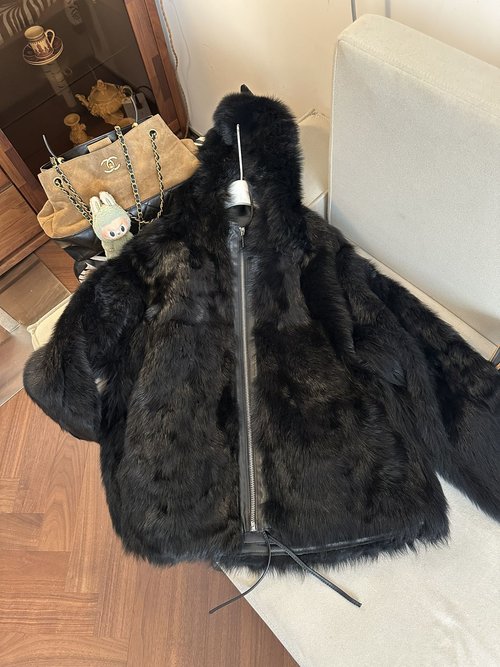 Balenciaga Imported Premium Sheepskin Fur Combo New Releases