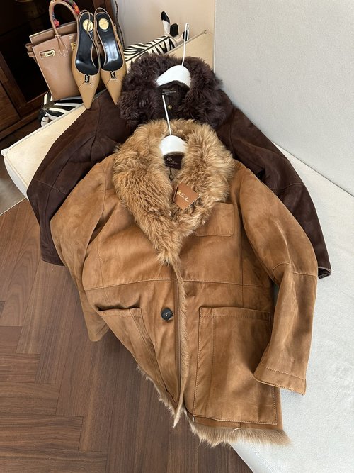 Loro Piana New Cashmere - Resembling Fox - Sheep Garments