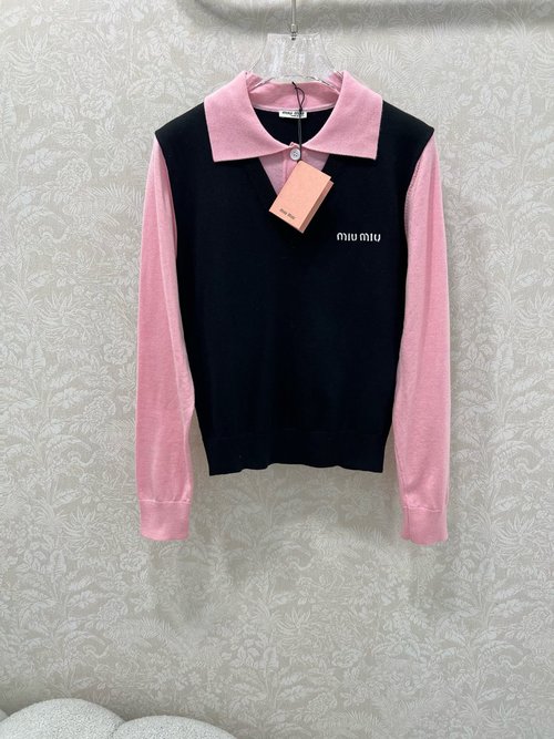 Miu Miu Comfortable and Well-designed New Fake Two-piece Knit Top