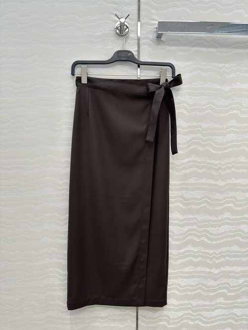 The Row Exclusive Long-term Resort Style Banded Long Skirt, H-Series