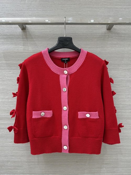 Chanel Exclusive Bowknot Knit Cardigan with Stylish Design