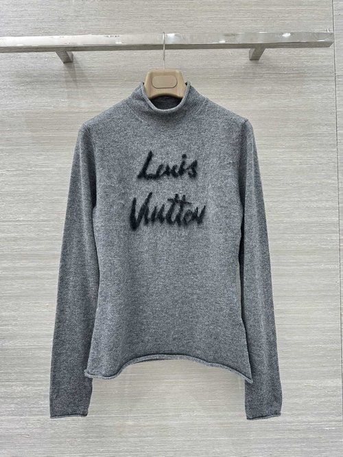 Louis Vuitton High-End Mohair Knit Top with Embossed Letter Pattern