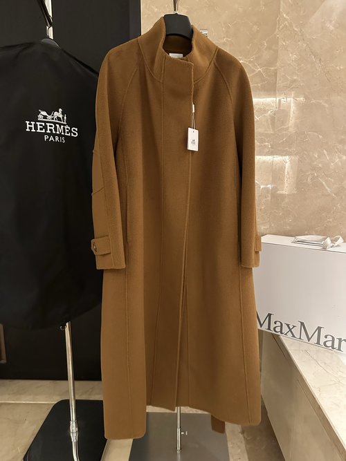 Hermes High-End Water Wave Cashmere Coat with Pure Texture
