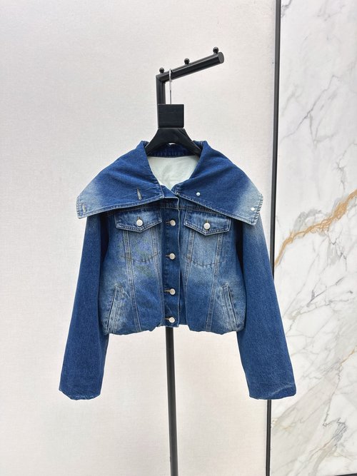Acne Studios Exclusive High-Value Denim Jacket with Big Lapel
